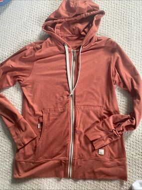 Vuori Zip-Up Hooded Sweatshirt, size small